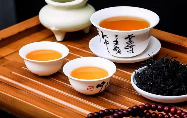 明日立冬，吃2白，食3果，少4事，做5勤，温暖过冬