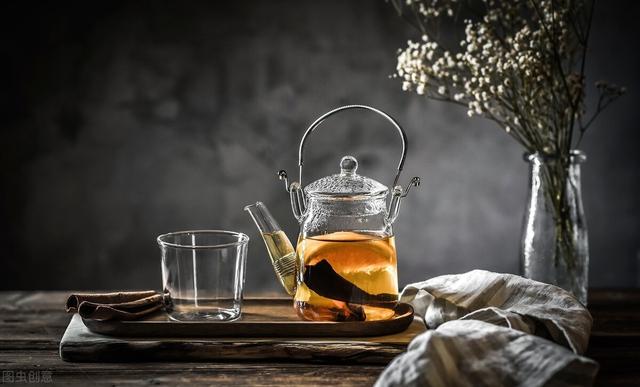 饮茶要讲究宜忌