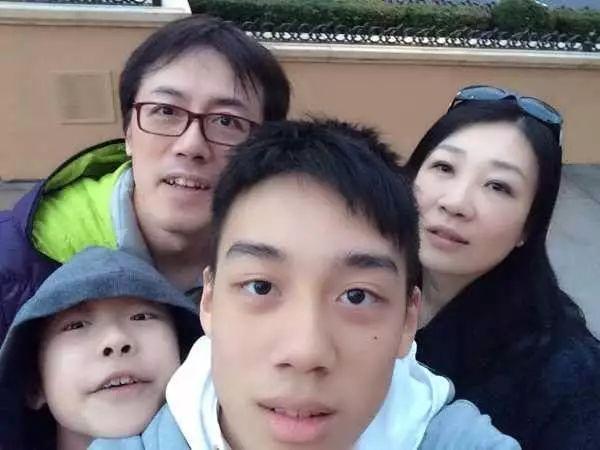 张宇十一郎:“苦情歌王”张宇年轻时是“渣男”，与十一郎分分合合后认清自己