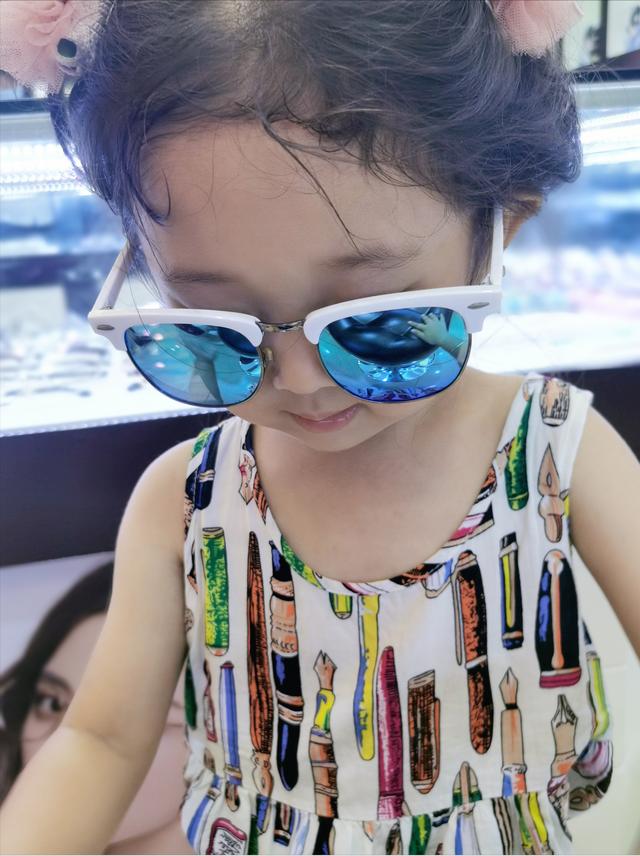 可爱的宝贝先天性双耳失聪，你是如何战胜困难，赢回生活？（一）