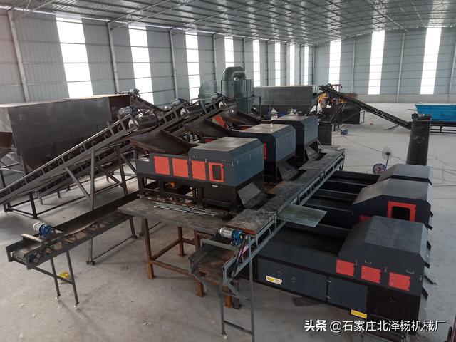 硅胶破碎机破碎后