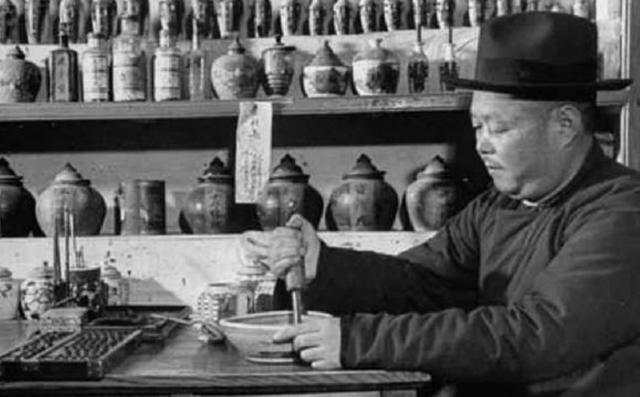 1950年，北京一商人被揭发，牵出10年前害死狼牙山五壮士的真凶