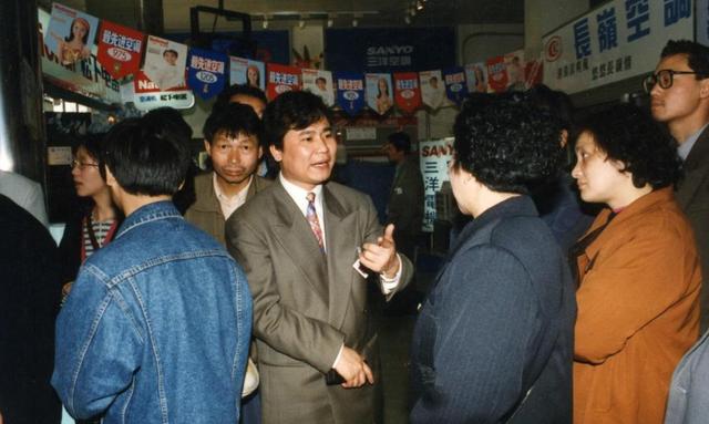 “中国鸭王”身价归零，信用卡套现达2.1亿，被捕后公司破产