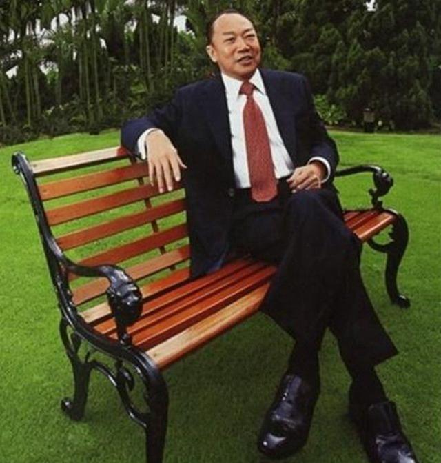 朱树豪：为郎平付天价违约金，养育6个高材生，61岁病逝留下261亿