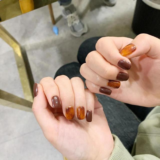 玳瑁色
