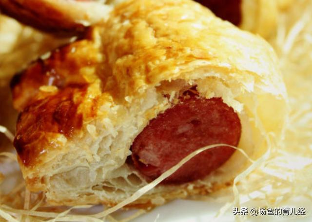 美味好吃的肉松火腿酥皮卷，鲜香营养，烹饪易上手，孩子特别喜欢