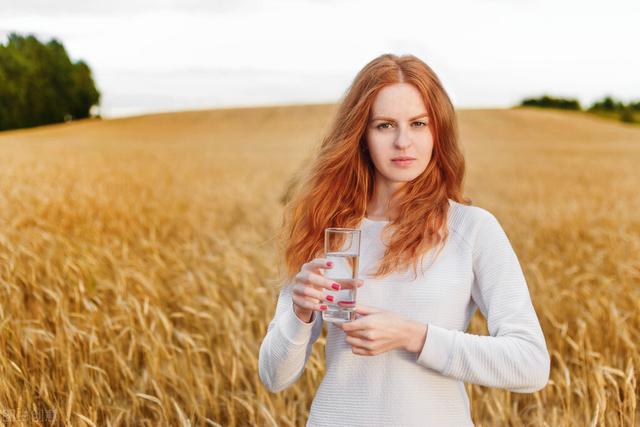 喝水太多，是不是对肾脏有损伤？喝水不伤身，给您4点建议