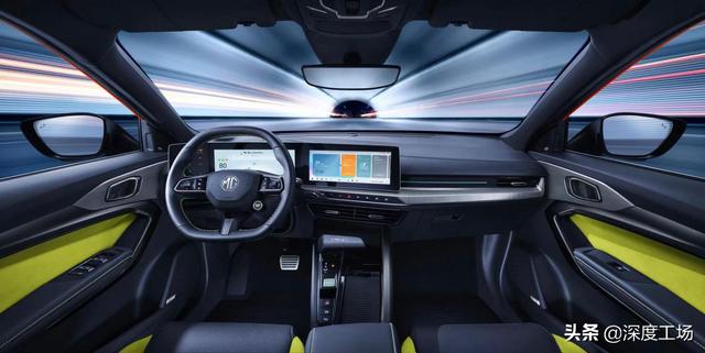 玩智能是电动车的专属？MG  ONE：肤浅了，试试燃油新势力？