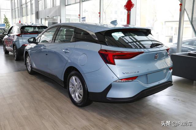 油电两用省钱，1.4L油耗合资省心家用车，无焦虑续航，微蓝6 PHEV