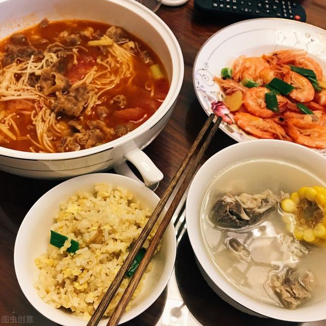 亚健康怎么调理？中医食疗防患未然，药食同源改善慢病