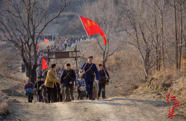 演员于震:戏里戏外践行“红旗渠精神”，于震：我们是沾了角色的光