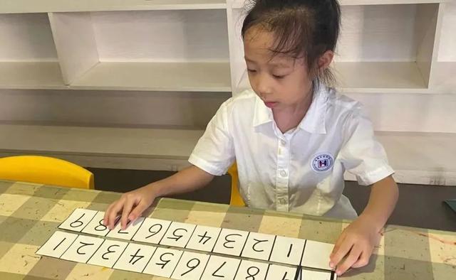 人类幼崽成长记：吃饭收拾样样行