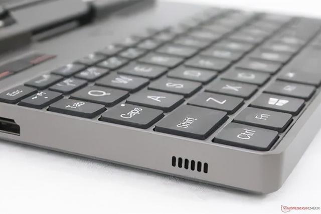 Pocket 3 模块化 UMPC 评测：比许多英特尔 EVO 笔记本电脑都快（上篇）