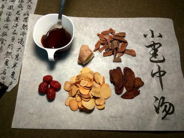 阴阳两虚、气血亏虚、寒热虚实错杂，但虚不受补，常用仲景薯蓣丸