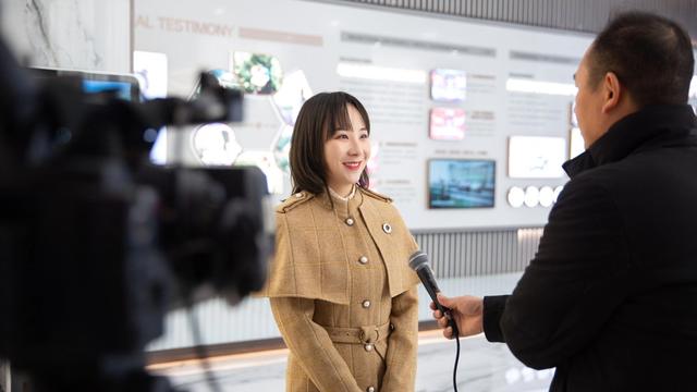 董欣化妆品公司简介(董欣化妆品价格一览表)-天晟网