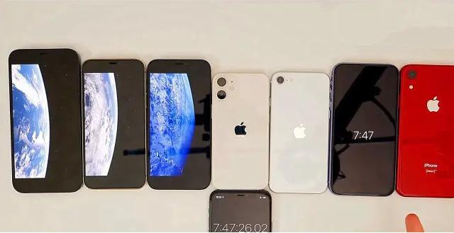 數碼博主怒砸4萬多元，測評iPhone全系續航，最差的好多人在用
