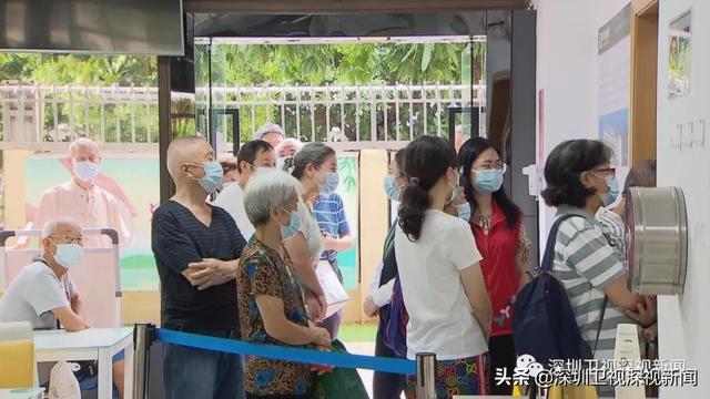 有了这个食堂 居民们欢呼：不用做饭了