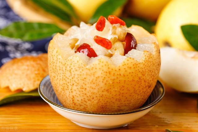 冬天，天气干燥又寒冷，多吃这5种水果，营养润燥，健康过冬天