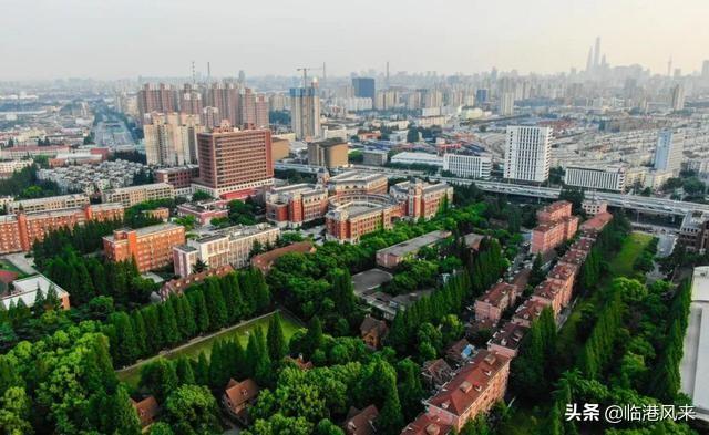 上海邯郸路有什么大学