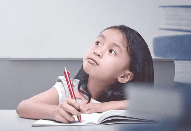 探寻爱因斯坦伟大的背后：是孩子的多问与好奇