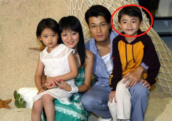 坐牢的童星（坐牢的电视剧）