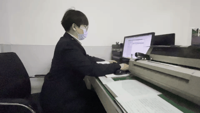 高铁上的快递，电商能寄，你也可以！