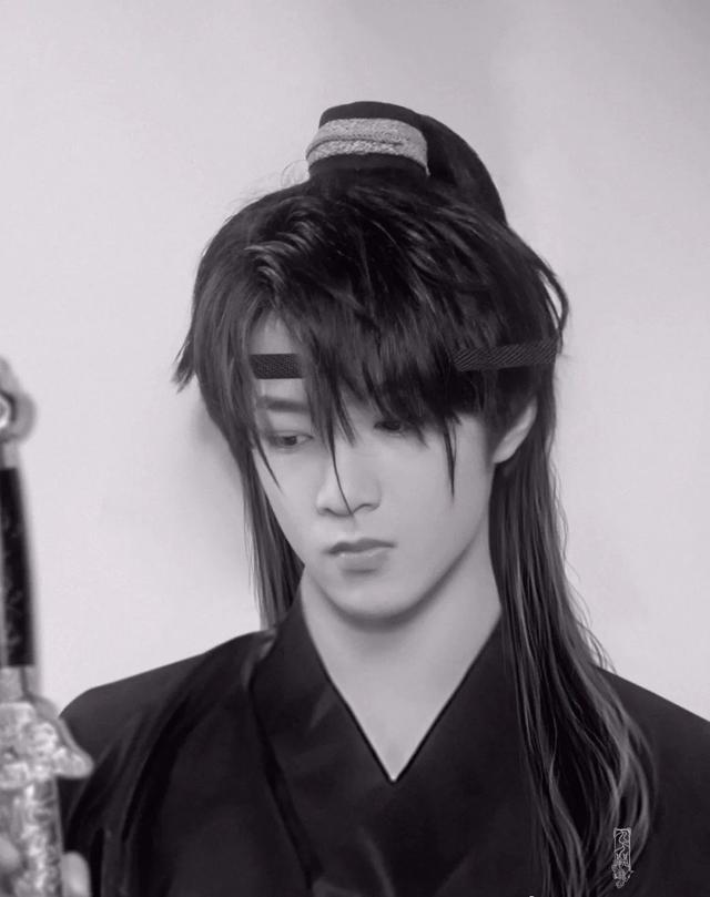 刘耀文古装(刘耀文古装造型)-天晟网