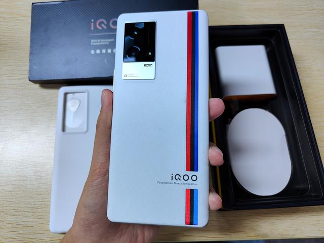 iQOO 8 Pro优缺点解析，能流畅使用两三年吗？-第9张图片-9158手机教程网
