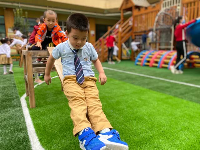 金水一幼中、大班开学第一天掠影