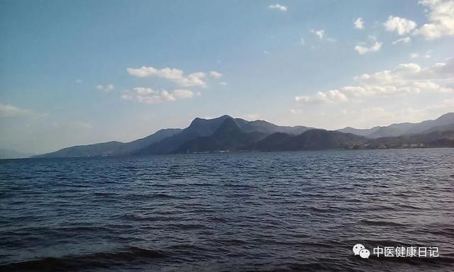 便秘怎么办？中医教你一招，治疗便秘