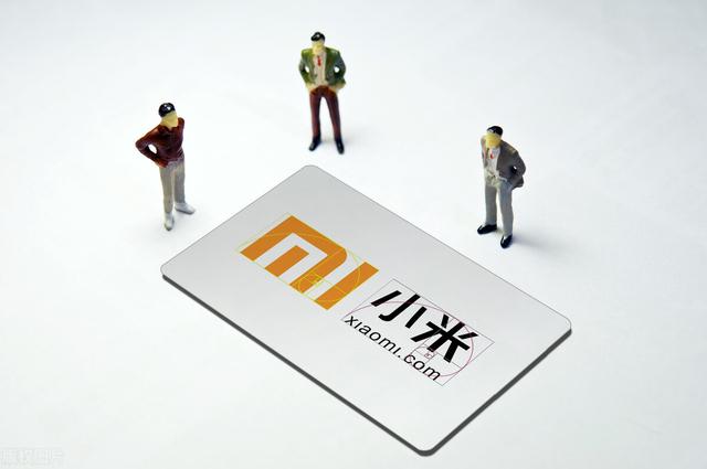 美国品牌apple成为了今年双十一最大赢家，京东和天猫双破百