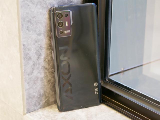 双11换手机最划算清单出来了，这四款降至白菜价，买对不买贵