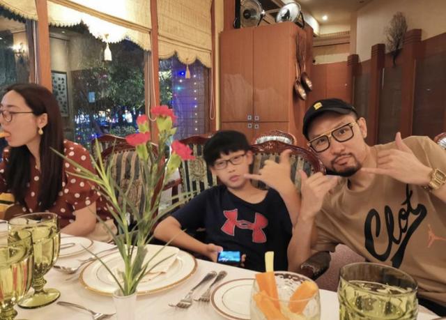 黄贯中的老婆是谁:嫂子大起底！张淇欧阳靖低调已婚？赵文卓黄贯中将宠妻进行到底