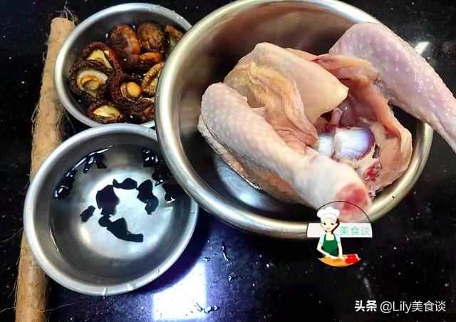 家常炖鸡肉的简单方法 家常炖鸡肉的简单方法（家常炖鸡肉的简单方法视频） 美食