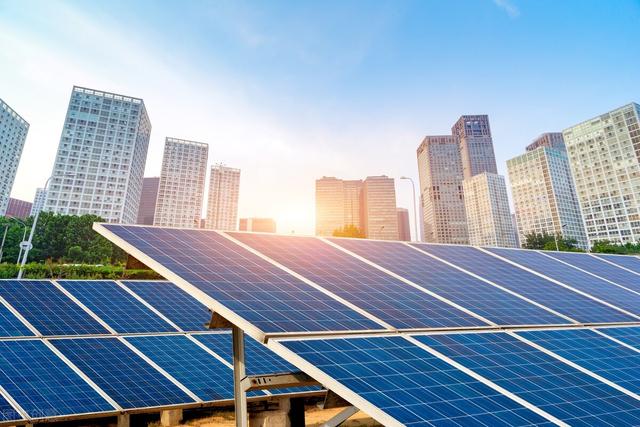 隆基股份、爱康科技、露笑科技、特变电工，谁是光伏新4小龙老大