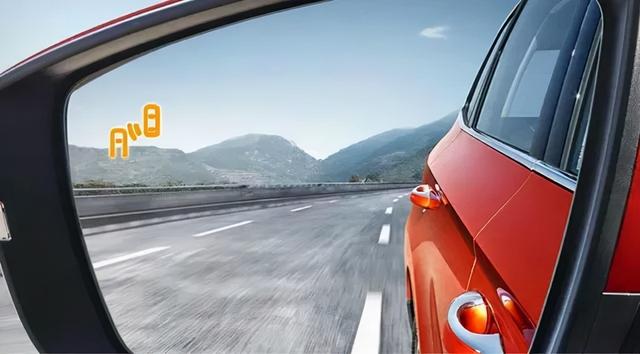 最受欢迎的10项汽车功能：座椅加热夺冠，自动驾驶垫底