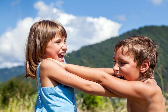 德国父母的“奇葩”教育理念：再富，也要穷着养孩子？