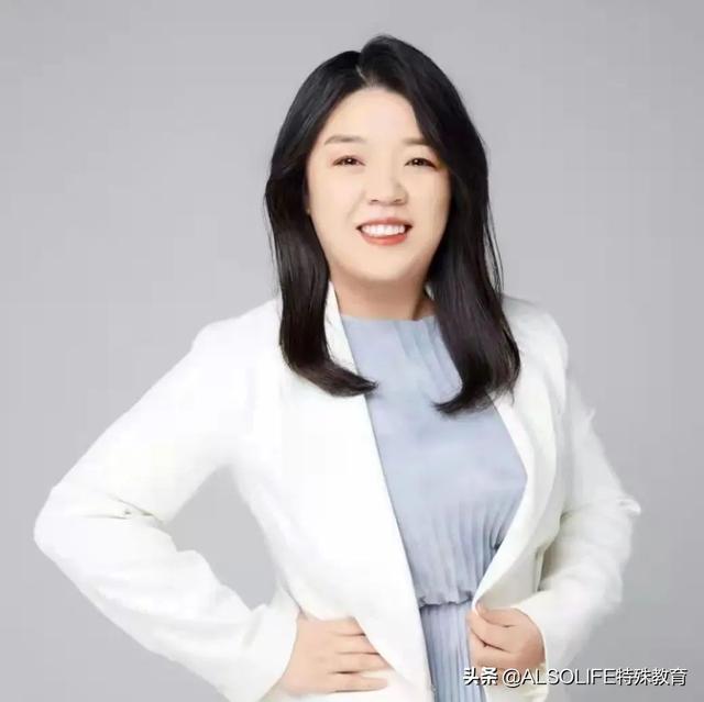 在家能说会道，出门不愿开口怎么办？