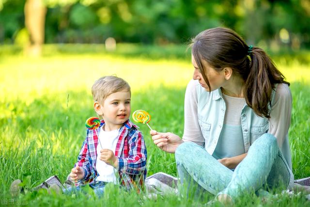 宝宝要少盐少糖没盐没糖，抓住4个关键问题，家长不必谈盐色变