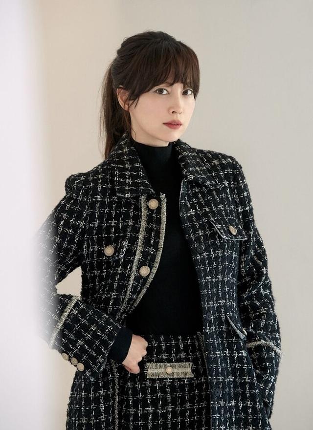 元彬李娜英:40多岁的韩国明星李娜英是如何穿搭，吸引元彬（元斌）的
