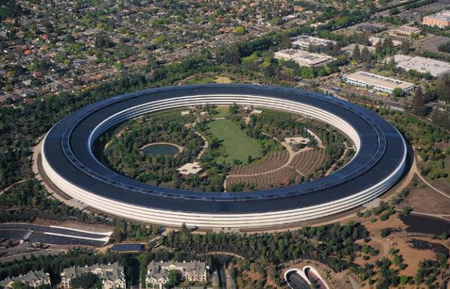 苹果硬气了！用户想要​“侧载”​软件，库克：可以去选择安卓手机！