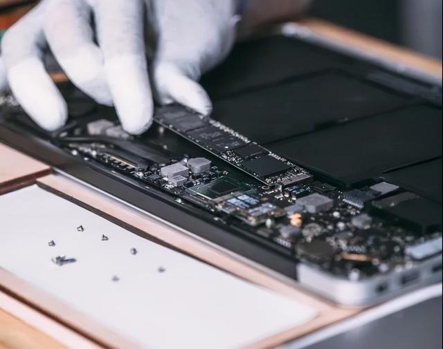 翻开新加坡的B面