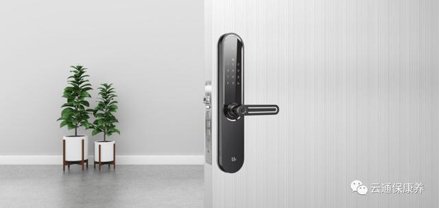 一个人关不关心父母，看看进门的锁就知道