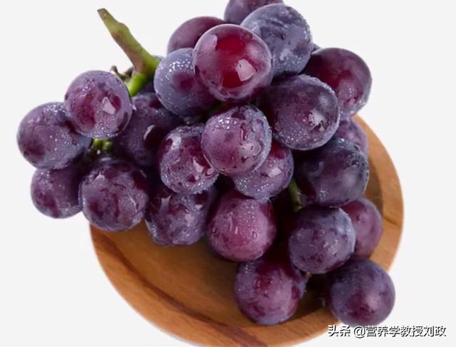 葡萄含多种有益健康的成分，但葡萄酒却有害健康，这是为什么呢