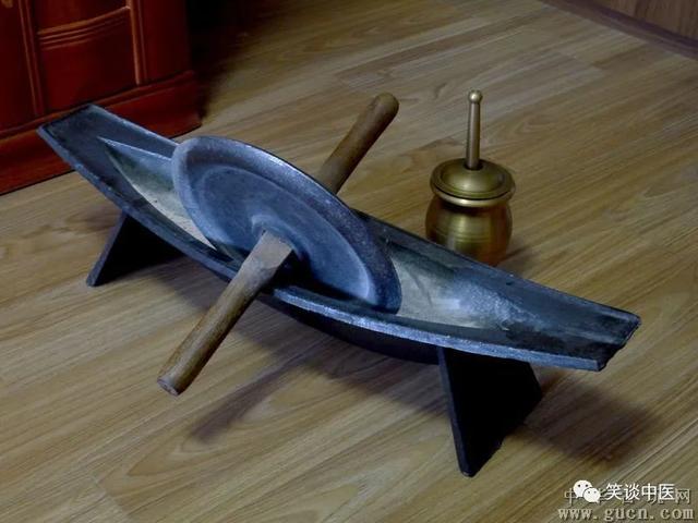 药材破碎机多少钱一台