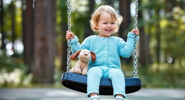 儿童注意力不集中的表现也分两种，其对应解决方法也不同