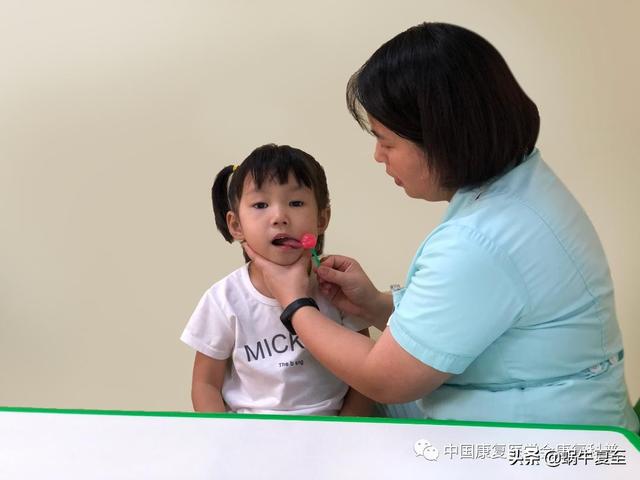 几个常用的口肌训练方法你用对了吗？