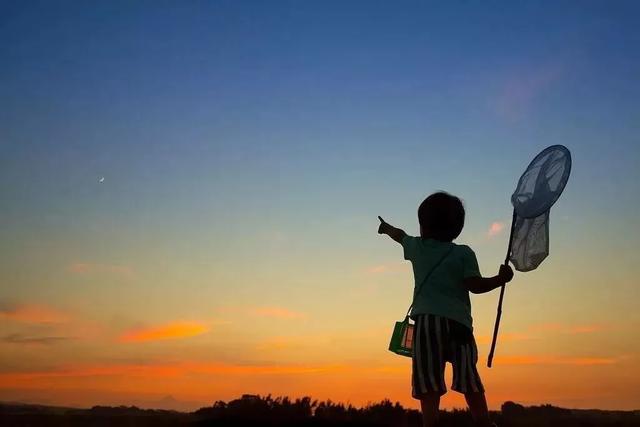 与9位大咖探索成长关键时刻：什么样的教育，能让孩子出人头地？