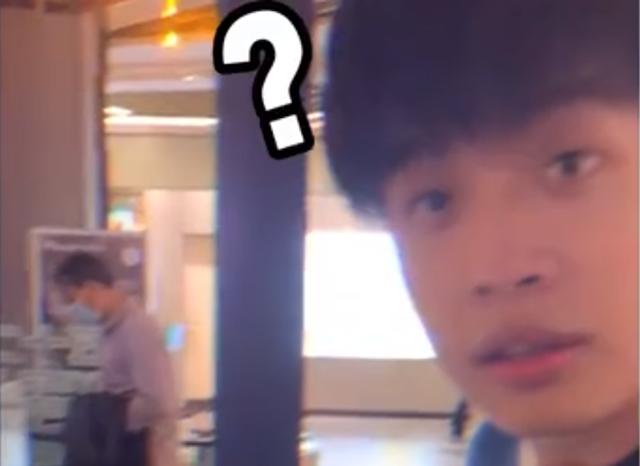 陕西一男子让AI机器人叫他爸爸，机器人的回答让他愣住：反将一军