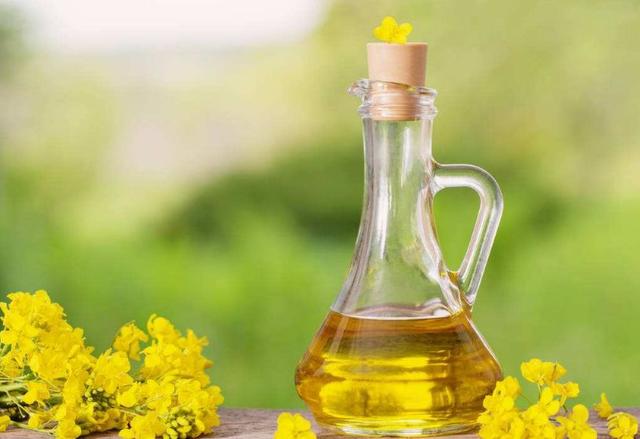 为什么现在流行吃稻米油？对健康有益还是有害？所有人都能吃吗